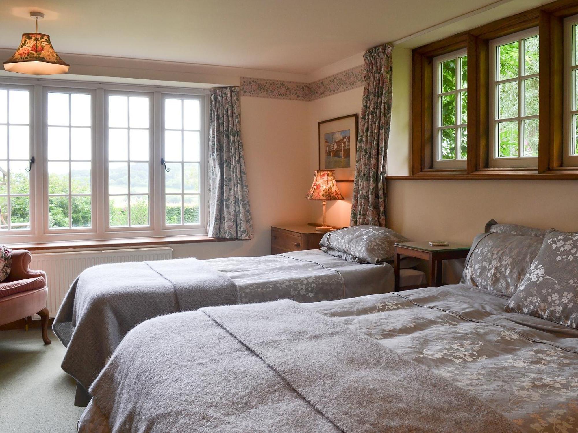 Gardeners Rest Villa Hawley Bottom Bagian luar foto